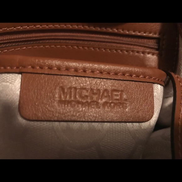 ✨Michael Kors Tropical Tote✨ - Picture 5 of 5